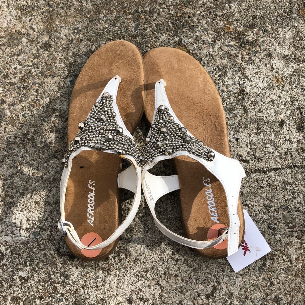 New never been worn with tag sandals